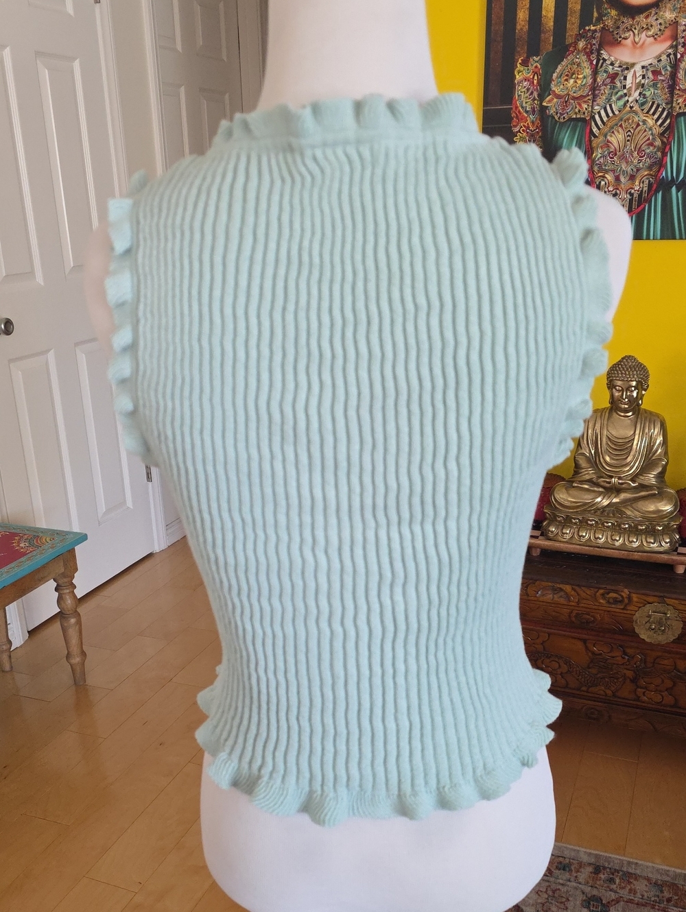 Sleeveless V-Neck Ruffle Ribbed Tank Top - Mint Green - Picture 4 of 6
